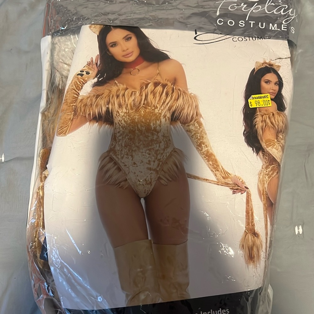 Forplay costume COMPLETE SET used once sz L/XL